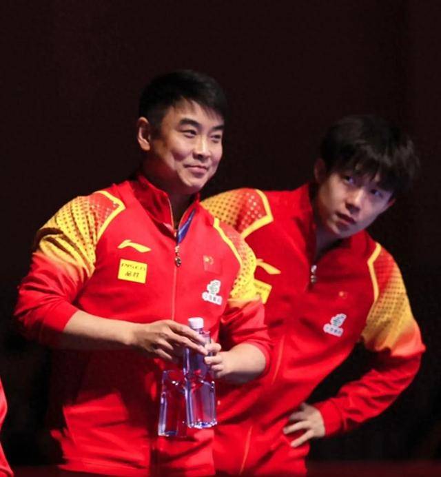 日本乒乓球队爆冷中国乒乓球队，王皓惊艳世界