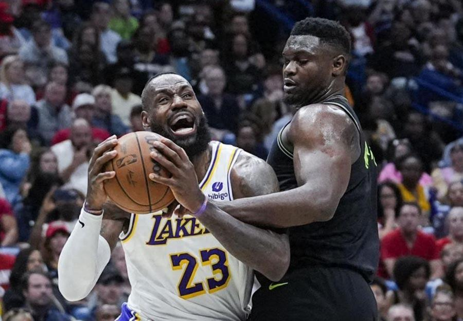 猛龙碾压中国男篮，锡安高光表现