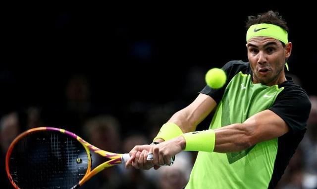 世界网球队碾压西班牙网球队，纳达尔绝境逆转的简单介绍