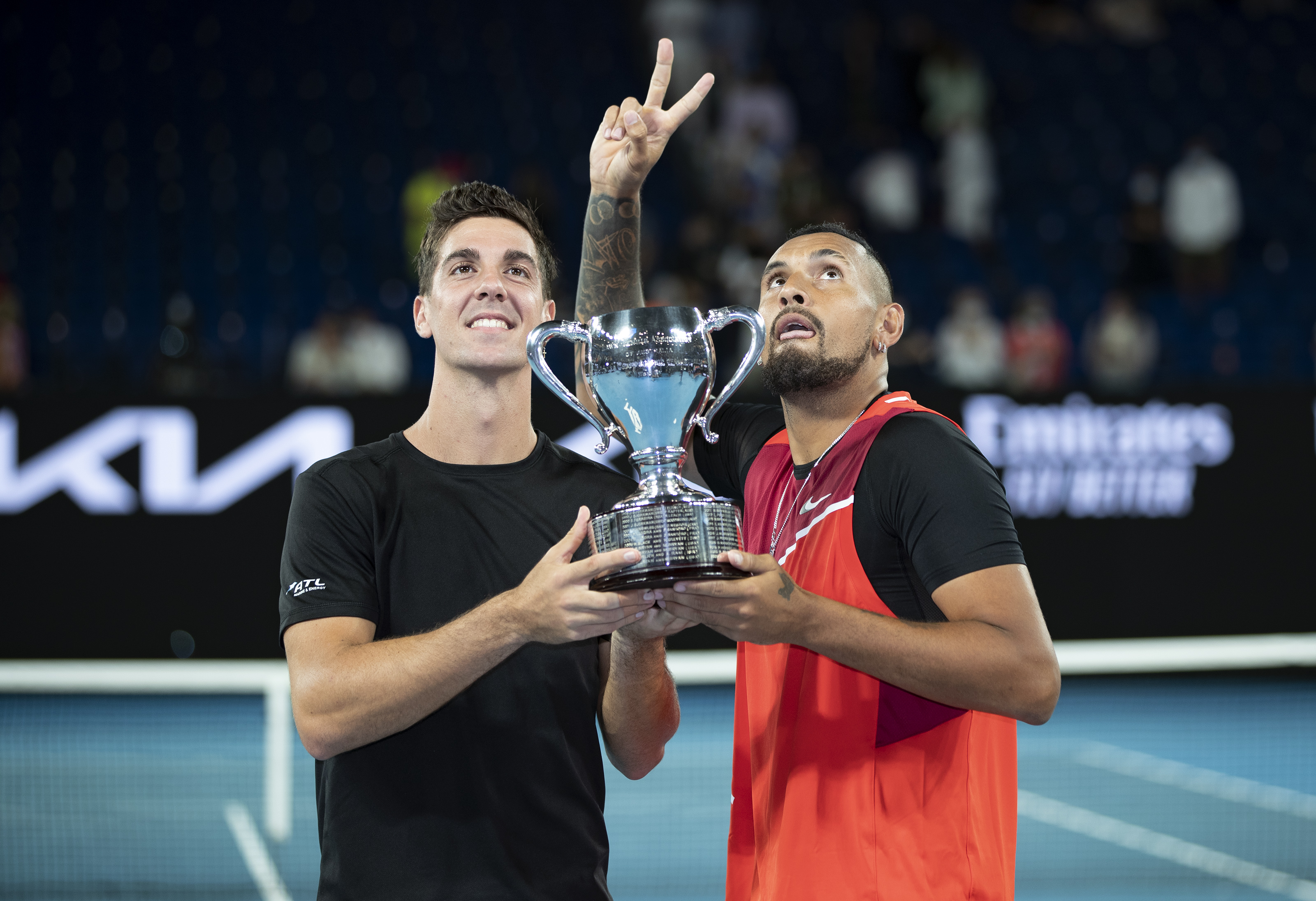 世界网球队碾压美国网球队，克耶高斯爆发神勇