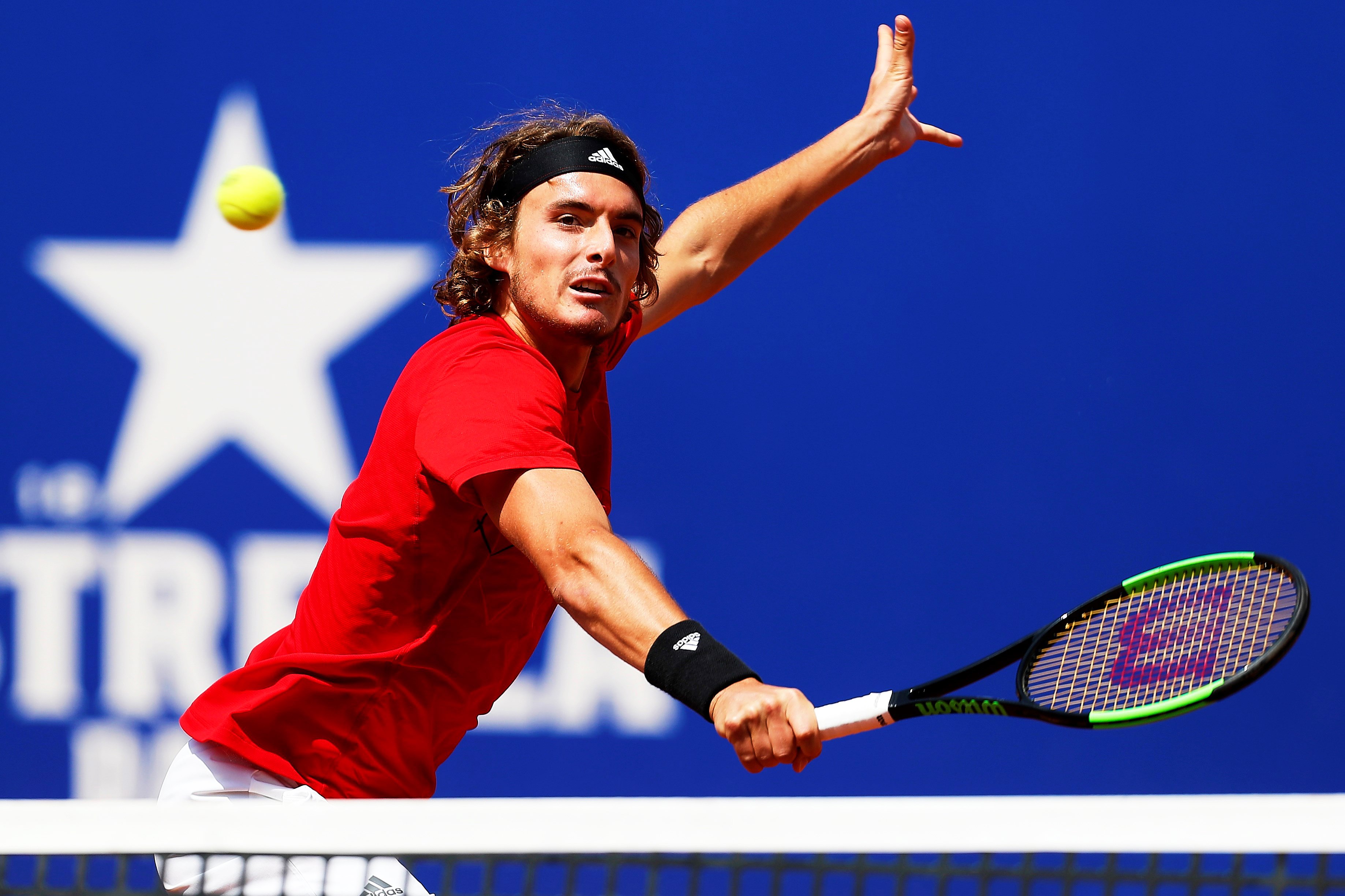 英国网球队绝地反击西班牙网球队，西西帕斯统治全场