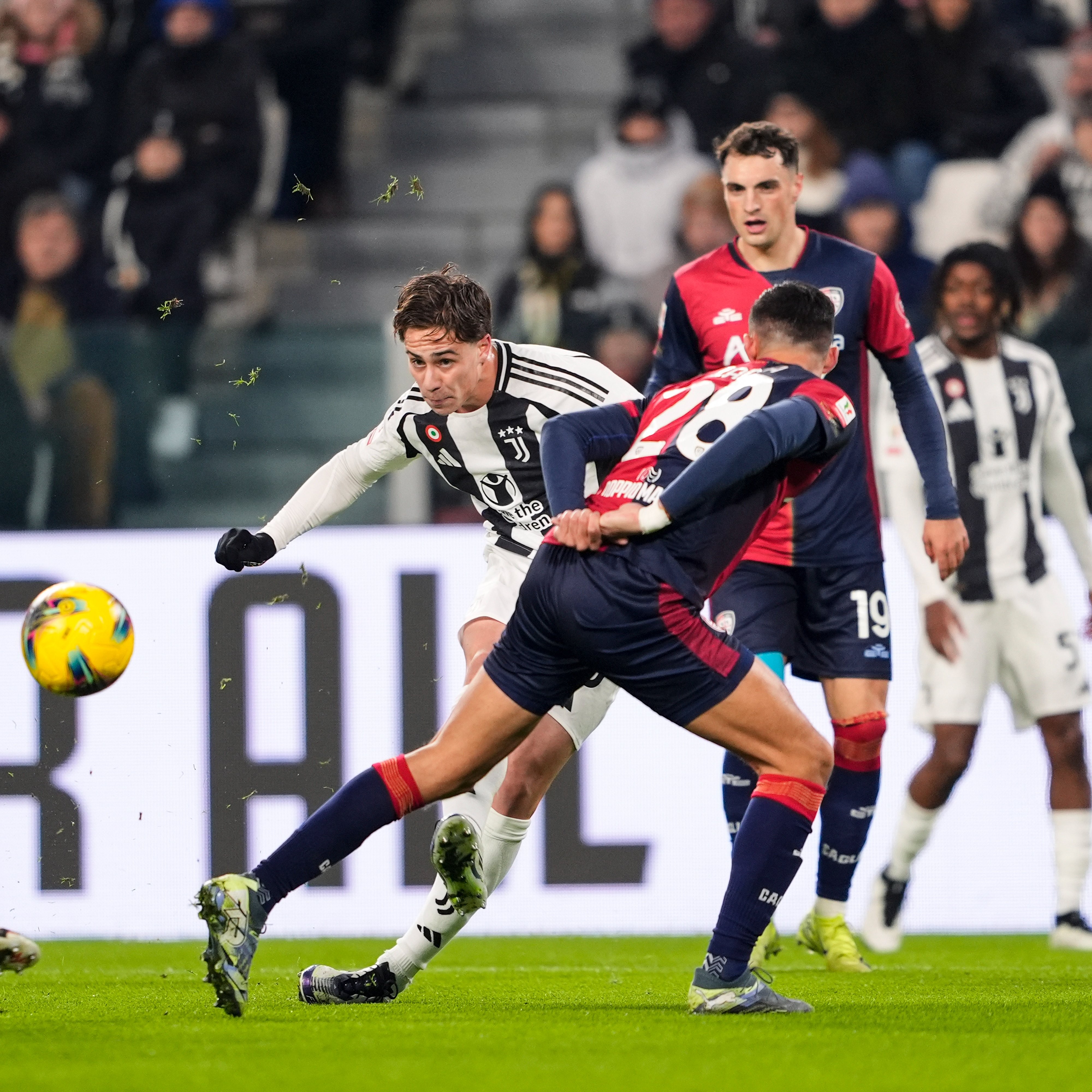 尤文爆冷塞维利亚，特尔施特根关键制胜