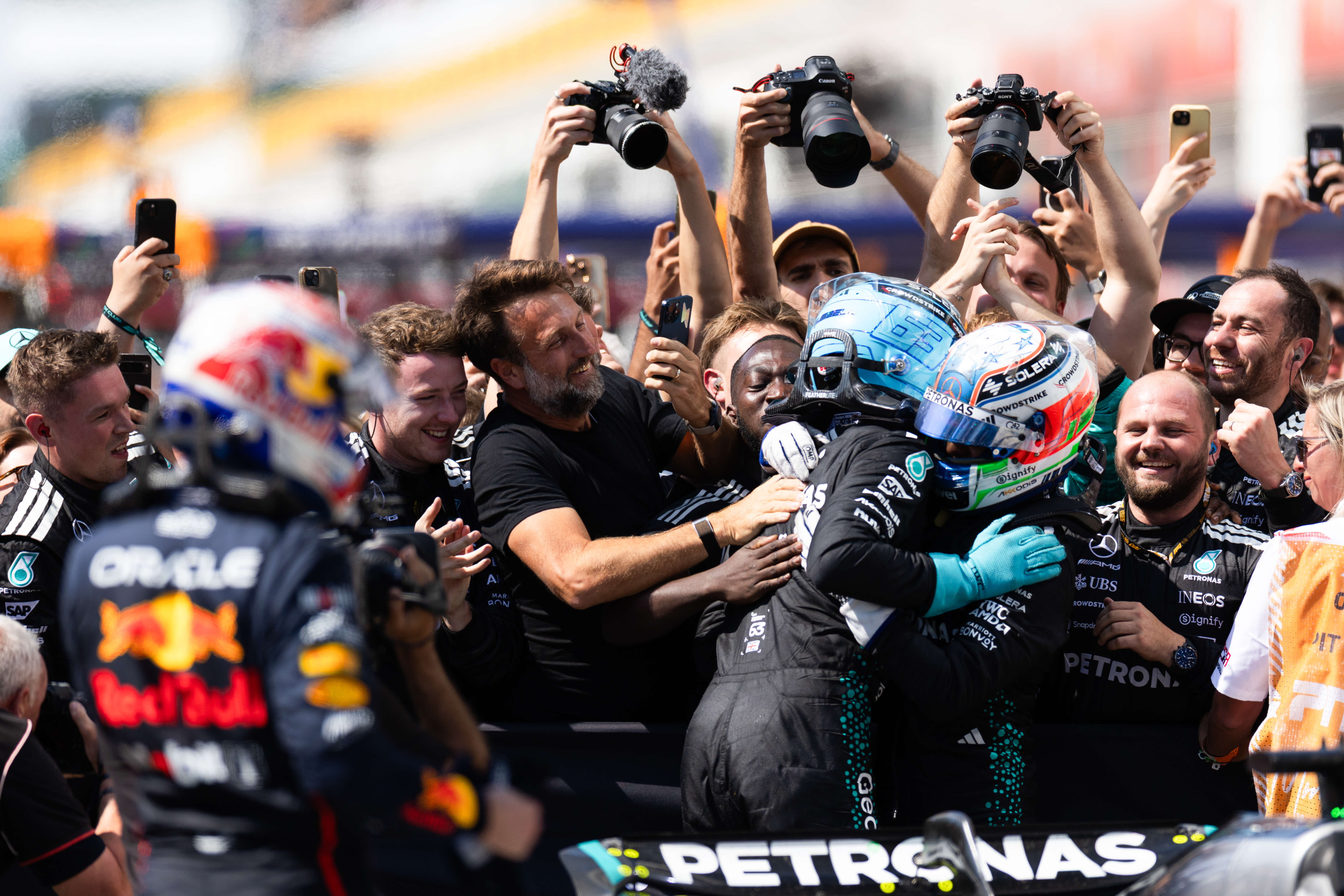 梅赛德斯翻盘索伯车队,拉塞尔状态火热 梅赛德斯翻盘索伯车队,拉塞尔状态火热