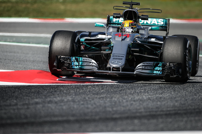 索伯车队险胜梅赛德斯,阿隆索状态火热 索伯车队险胜梅赛德斯,阿隆索状态火热