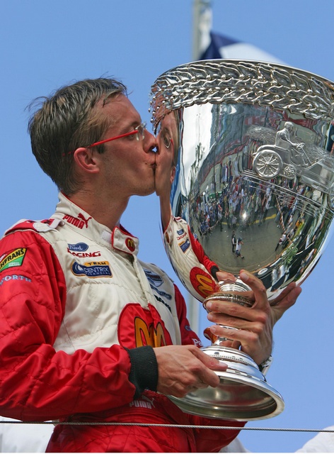 雷诺车队碾压红牛车队，拉塞尔惊艳四座