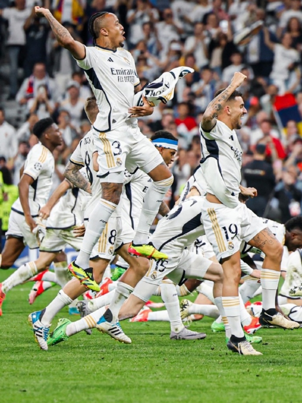 拜仁轻取皇马，C罗扛起全队