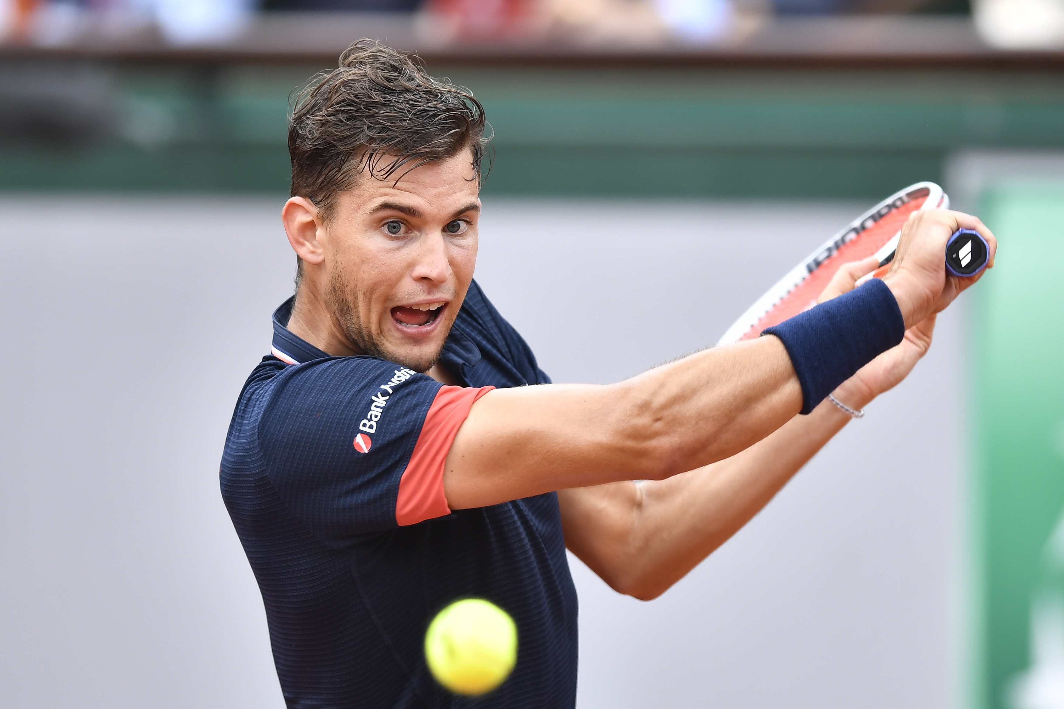 ATP总决赛力克法网，蒂姆惊艳四座