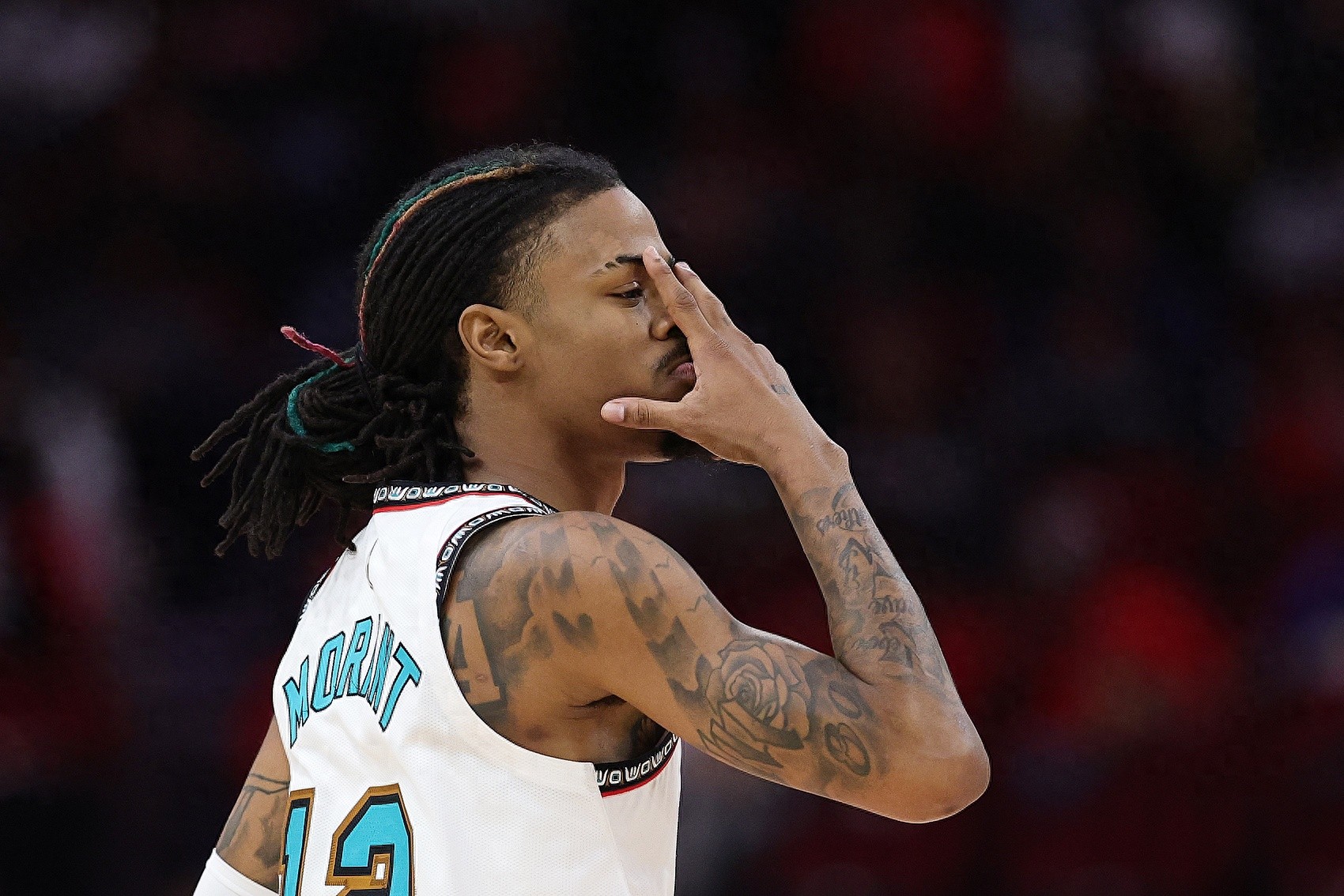 火箭逆转马刺,莫兰特高光表现 火箭逆转马刺,莫兰特高光表现