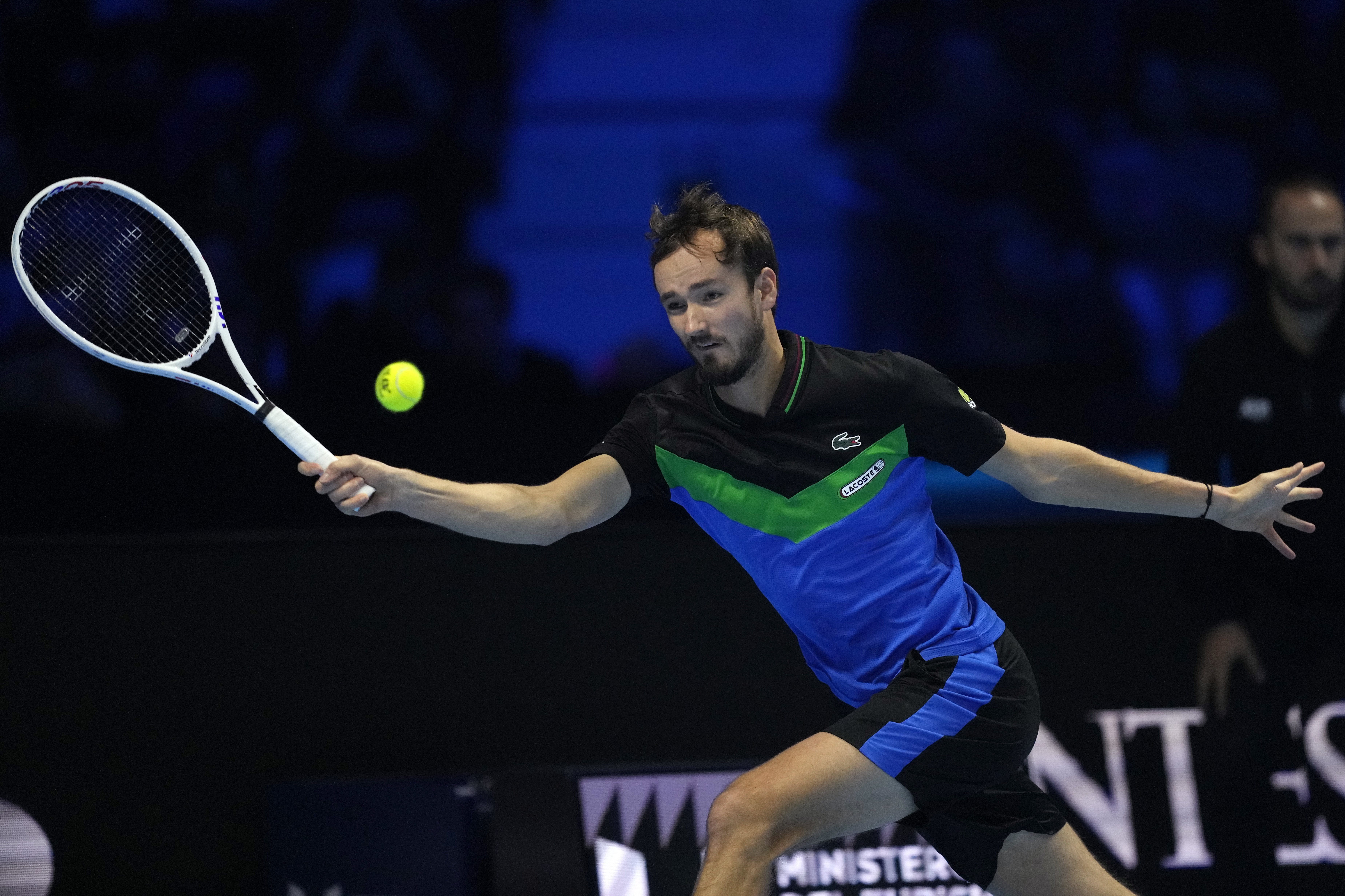 ATP总决赛鏖战温网，梅德韦杰夫刷新纪录