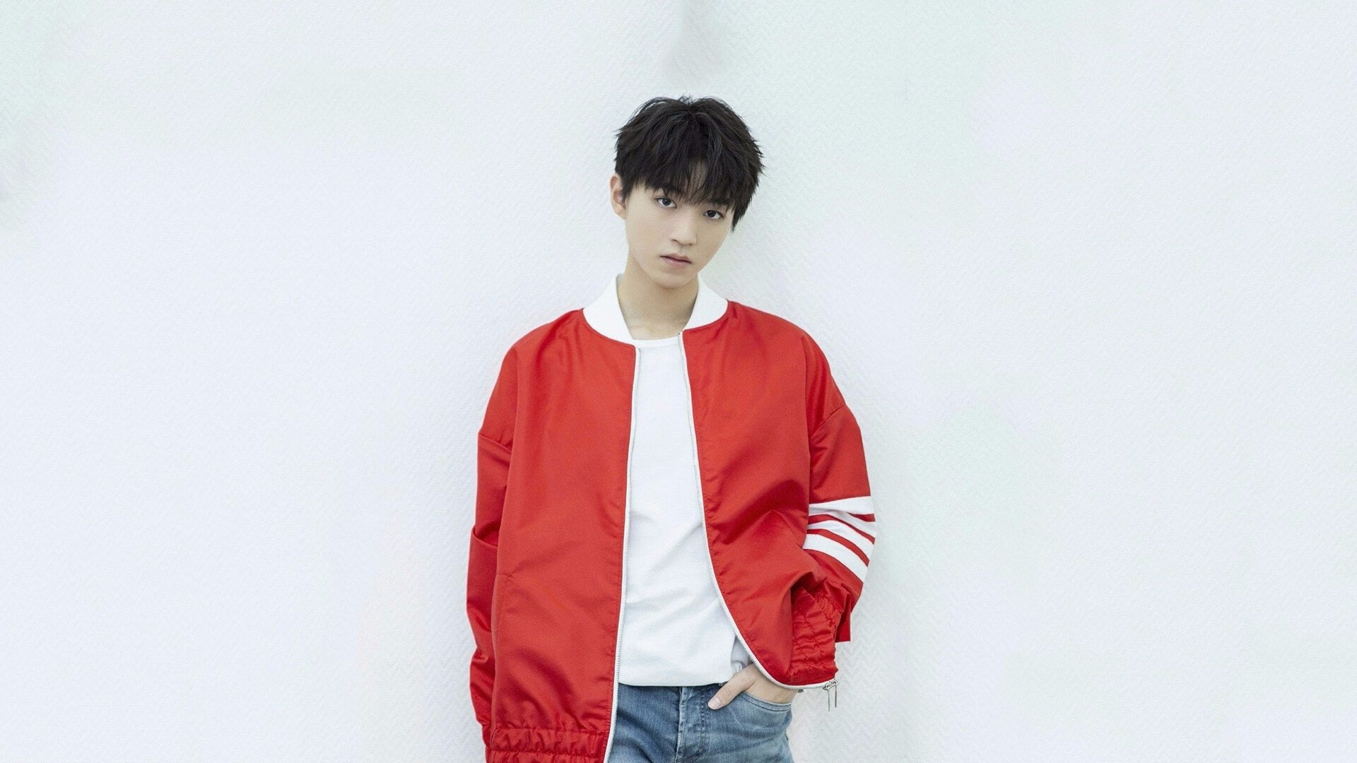 逆袭！雪邦雨夜鏖战，雷诺奇袭法拉利，拉塞尔的唯一胜利法则