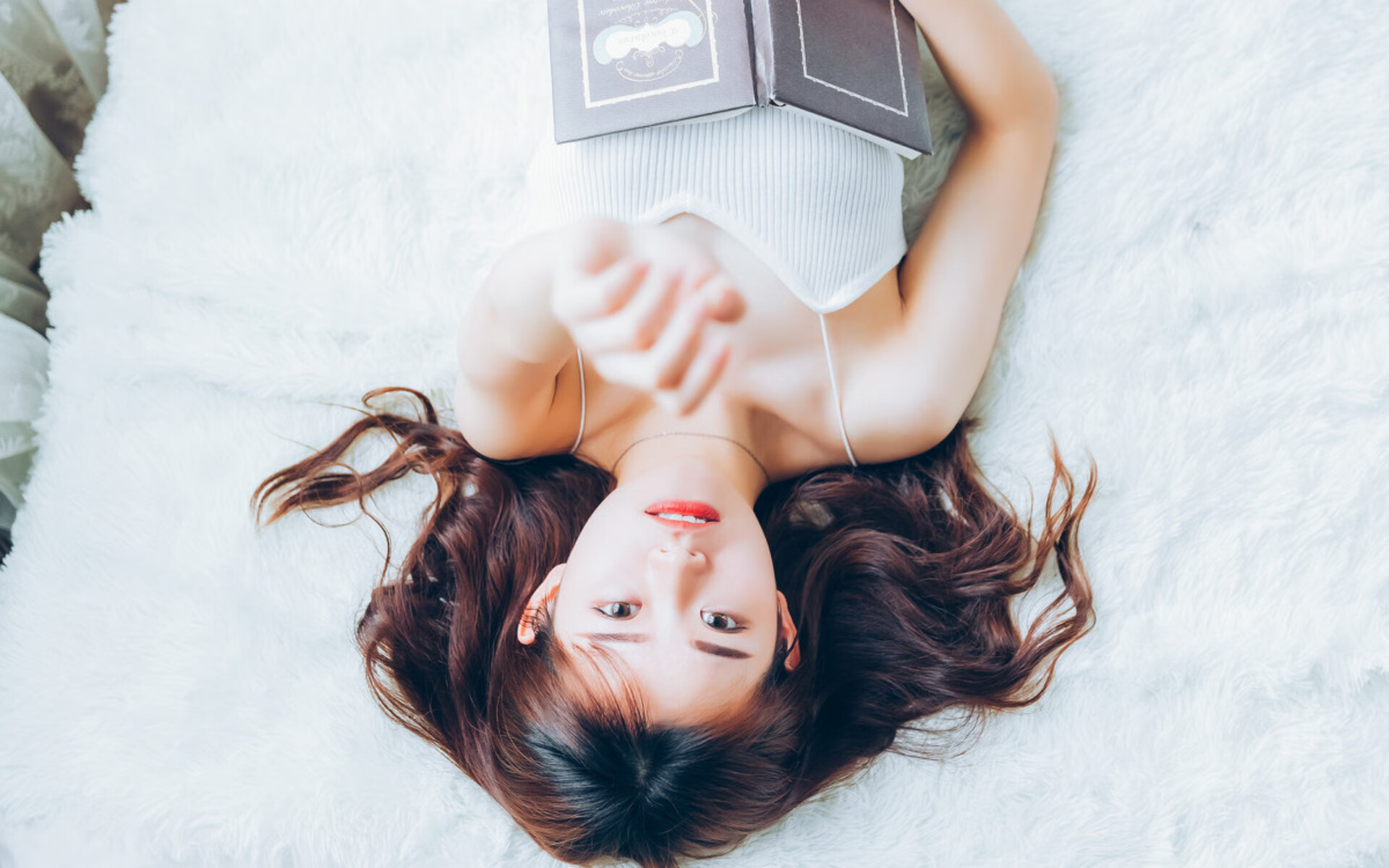 被时光封印的传奇，2004年那场湖人如何用混凝土般的防守让马刺窒息