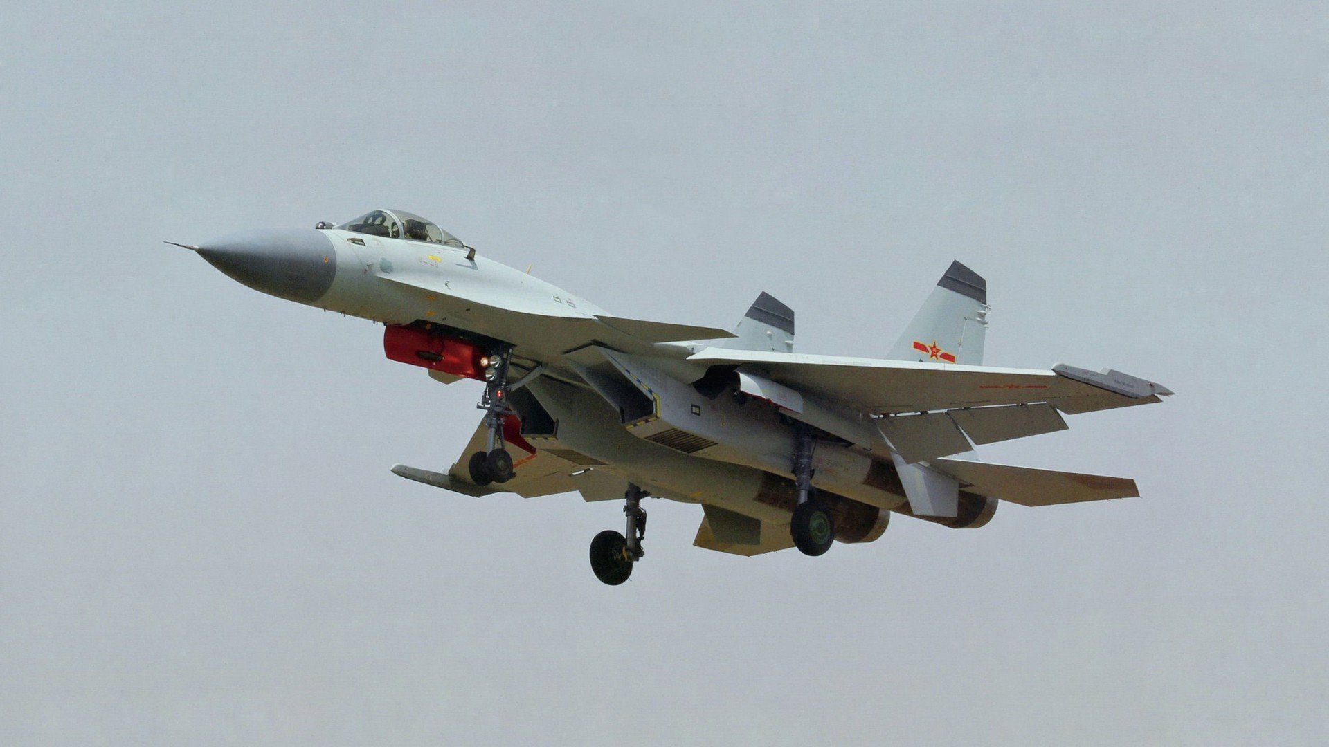 压力下的救赎，凯恩爆发助莱比锡红牛险胜乌拉圭友谊赛