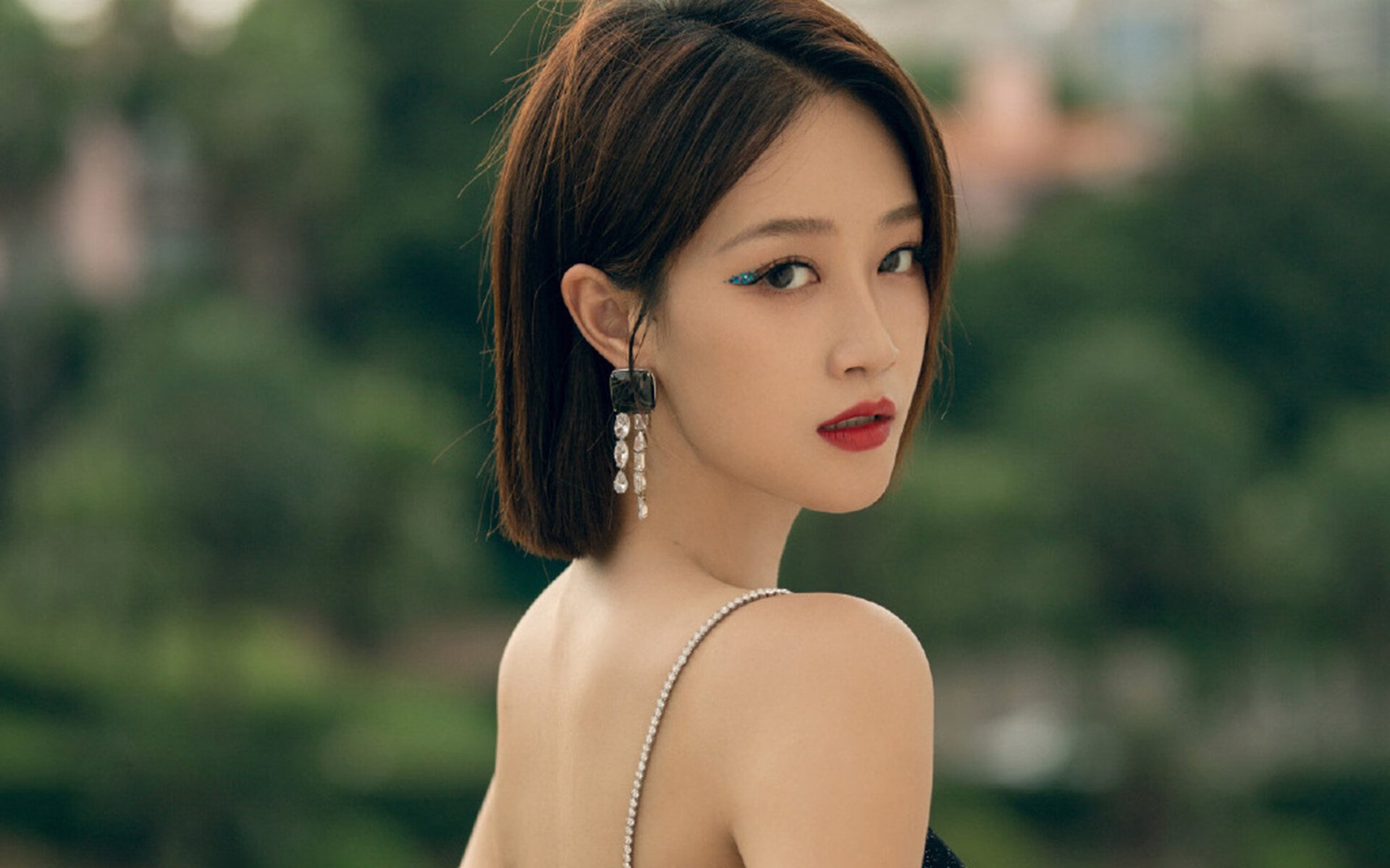 美加墨月夜,弦师若日尼奥一手掌控世界杯走向