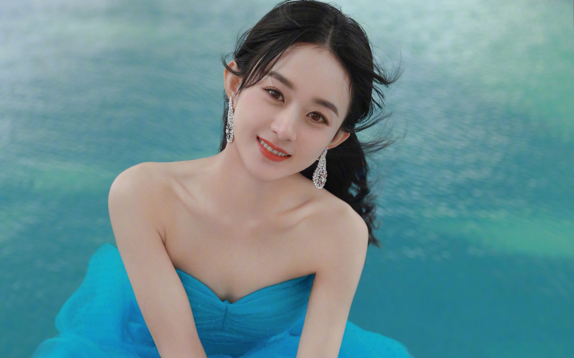 唯一孤岛,当狼群静默,米切尔以绝杀为荒诞宇宙立法